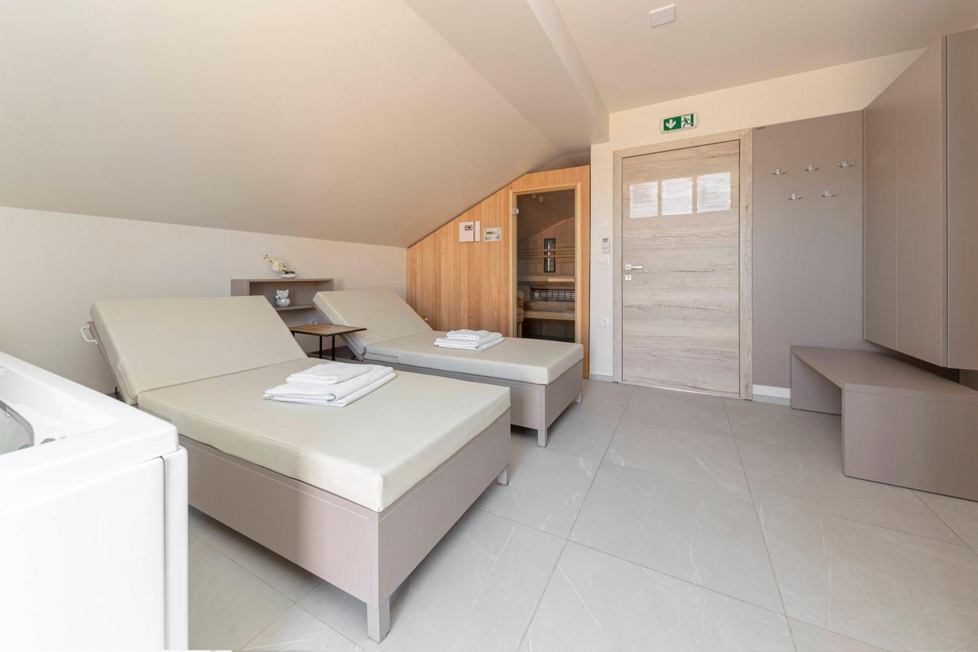 Rooms S Center Slovenske Konjice Екстериор снимка