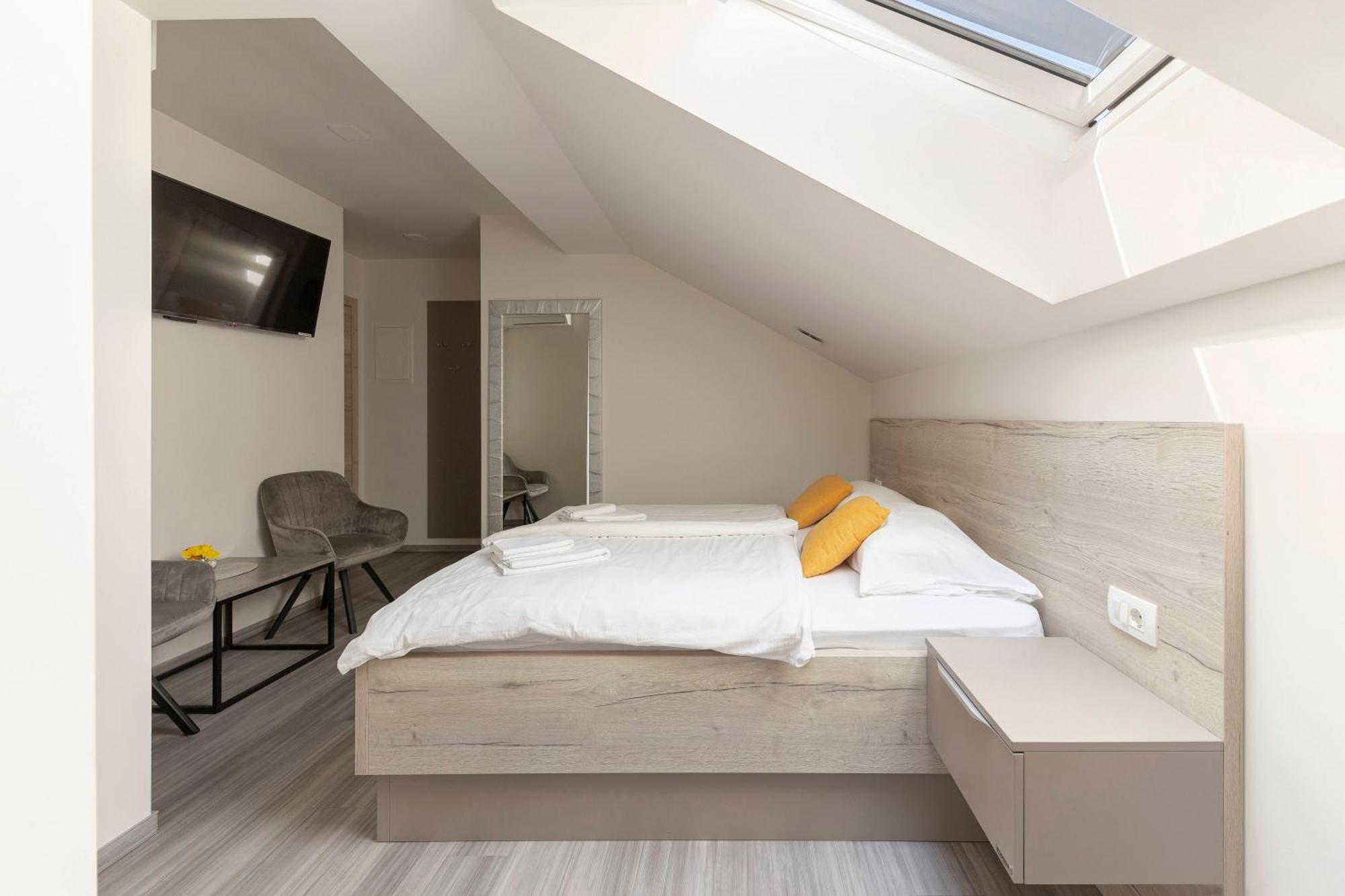 Rooms S Center Slovenske Konjice Екстериор снимка