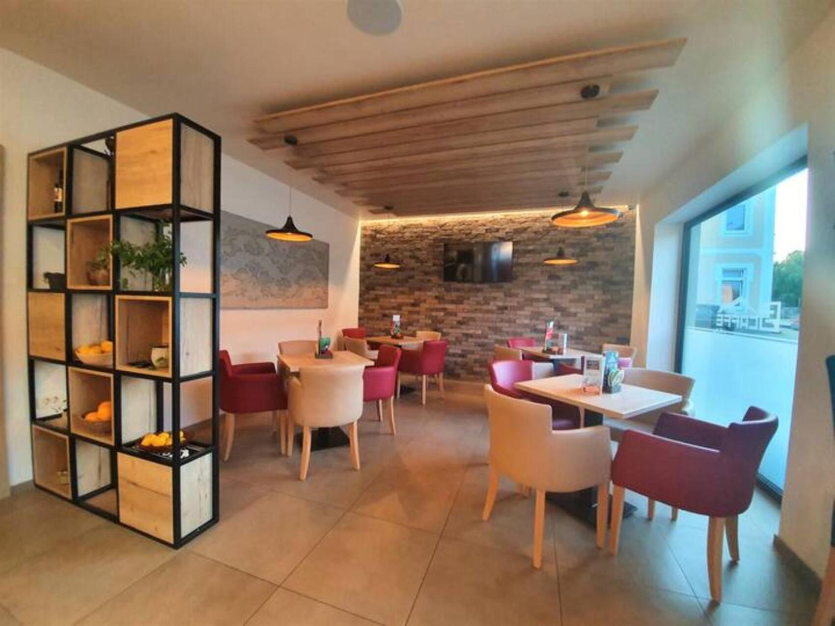 Rooms S Center Slovenske Konjice Екстериор снимка